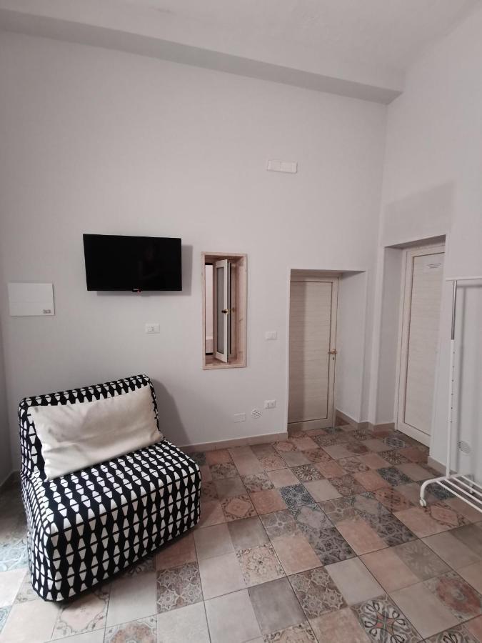 Whiteflower Apartments Bari Exterior photo