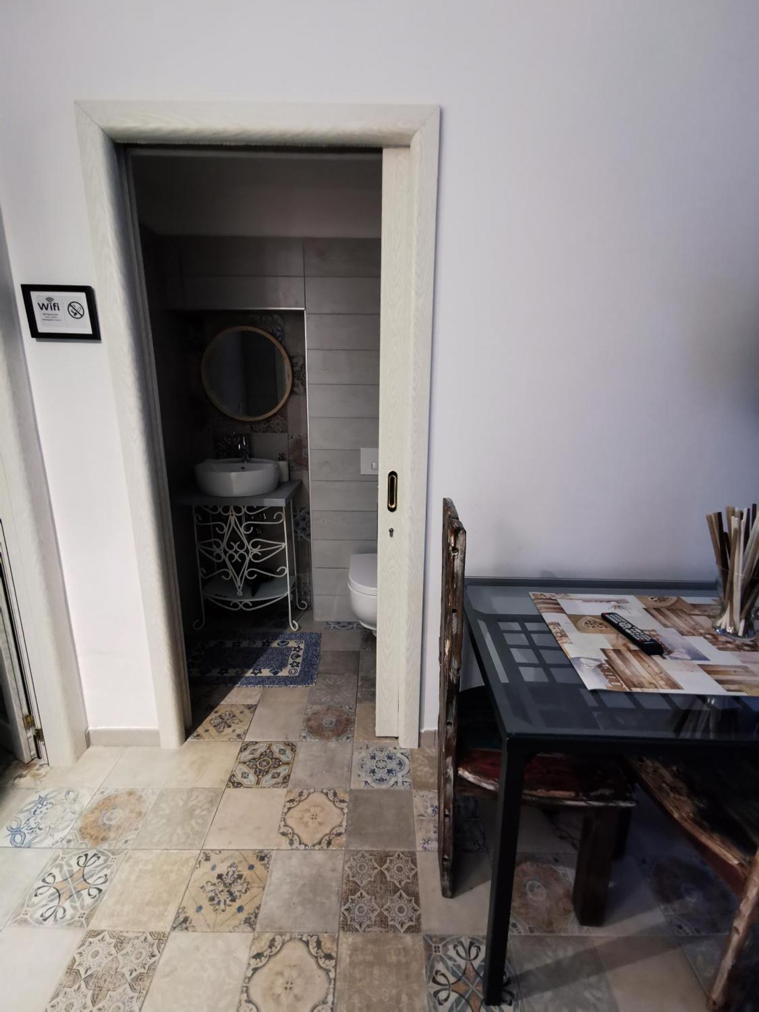 Whiteflower Apartments Bari Room photo